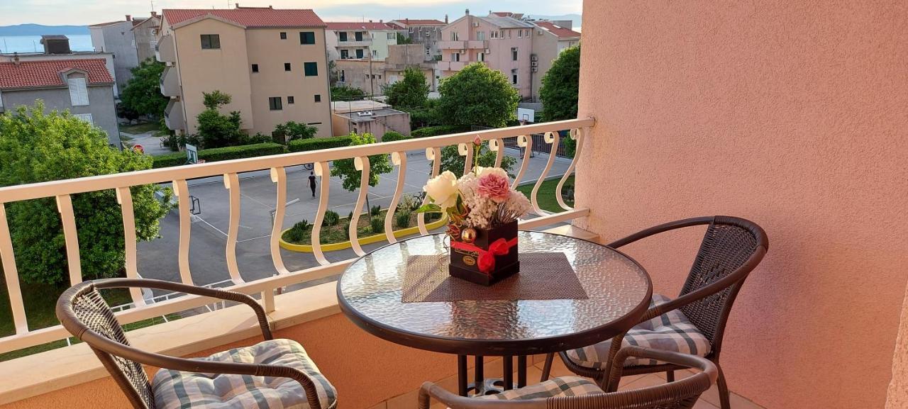 Villa Rossa Tučepi Εξωτερικό φωτογραφία
