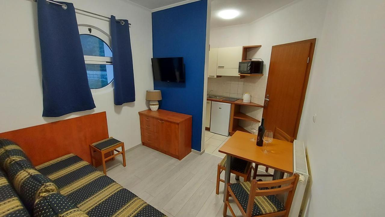 Villa Rossa Tučepi Εξωτερικό φωτογραφία