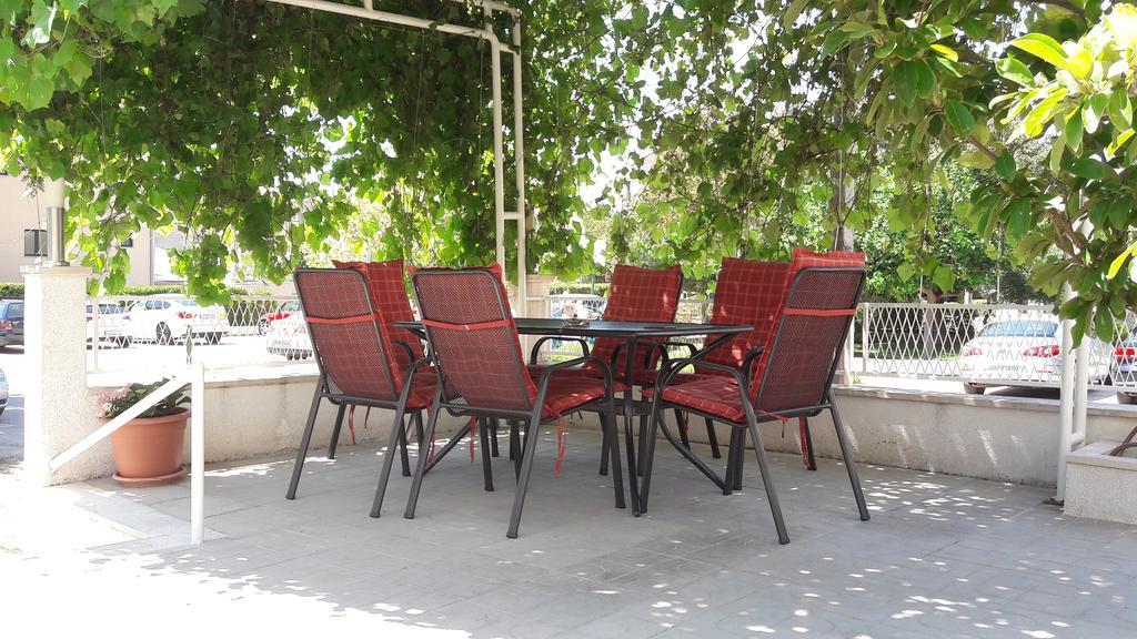 Villa Rossa Tučepi Εξωτερικό φωτογραφία